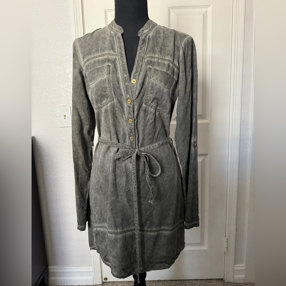 Guess dress